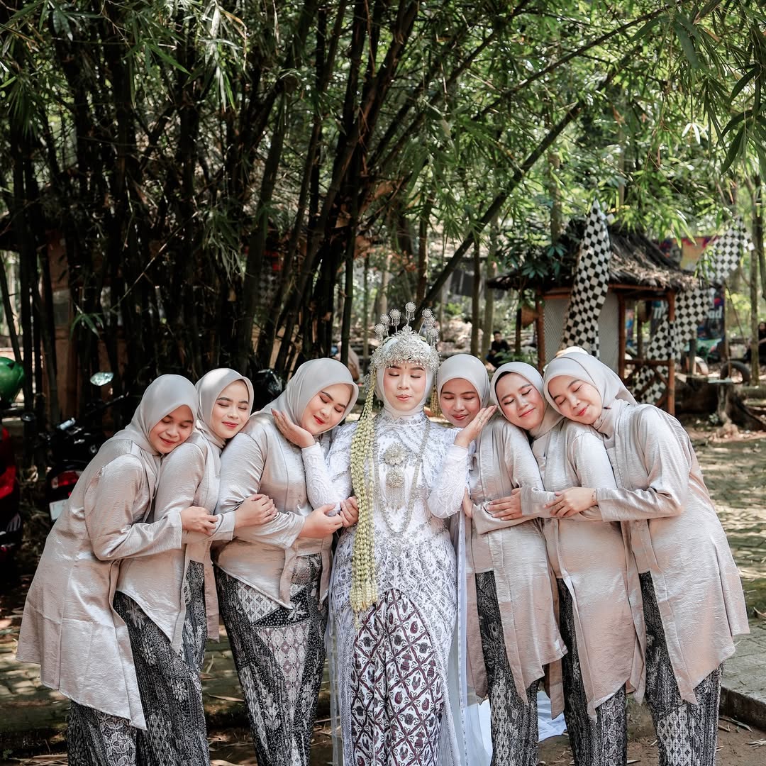 Wedding walk